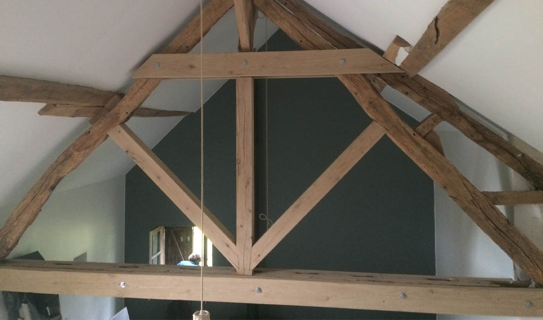 couvreur lorris, MILAN  Couverture lorris, toiture, aluminium, couverture en acier, couverture en aluminium, couverture bardage, couverture en cuivre, couverture métallique, couverture en plomb, couverture tuile, couverture en zinc, chéneau, châssis de toit, zinguerie